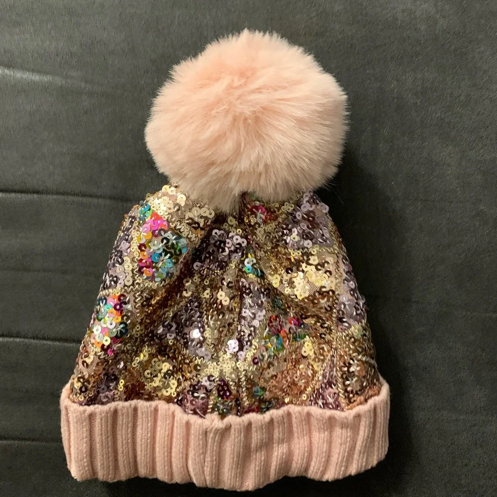 NWOT Girls Hat and Scarf Set - Picture 5 of 7